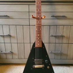 Gibson Melody Maker Flying V 