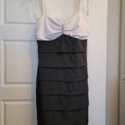 Womens L White And Black Dress