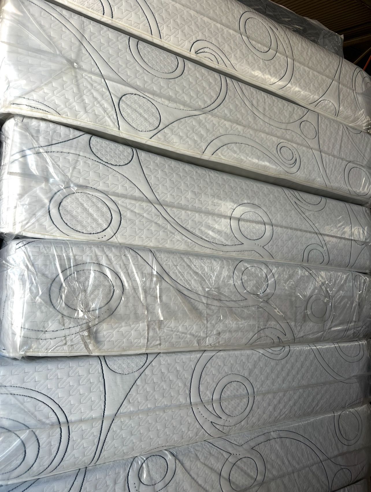 Mattress Memory Foam 12” Inches Tall