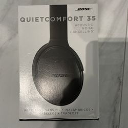 Bose Noise Canceling Headphones (QC 35)