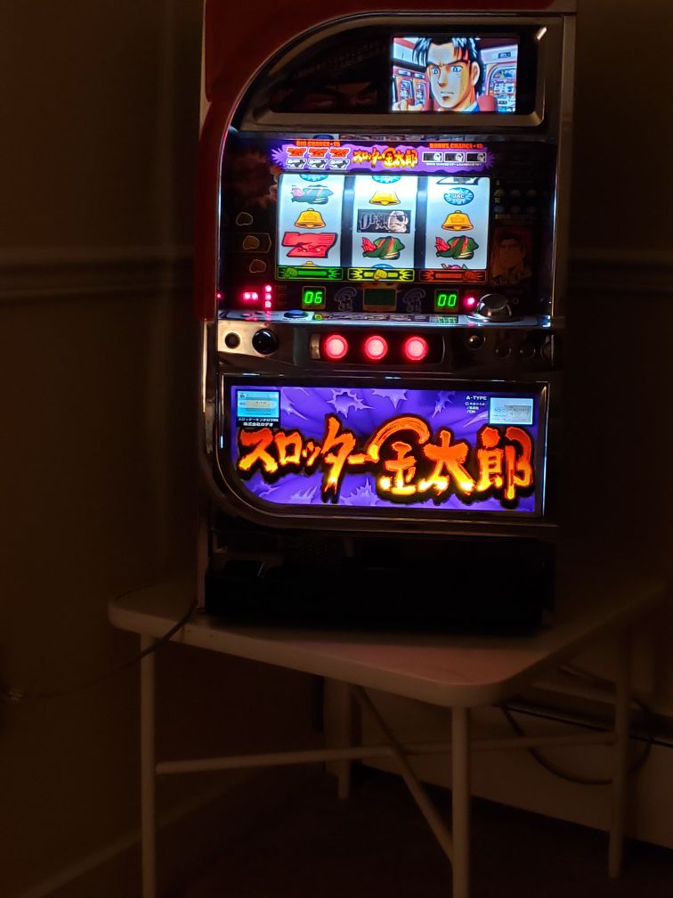 Slot machine for sale all coins available 125 obo