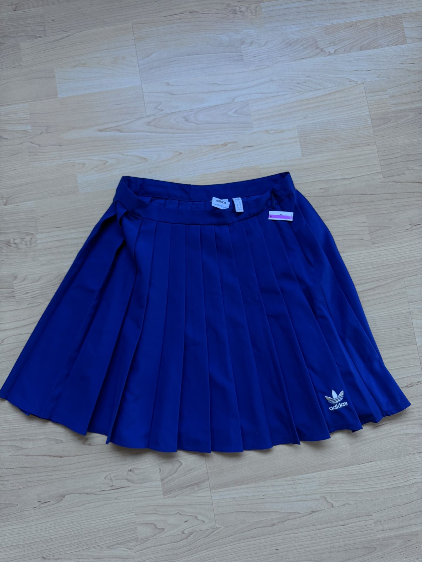 Vintage 1980’s  Adidas Original Women’s  Blue Tennis Skirt Size 6