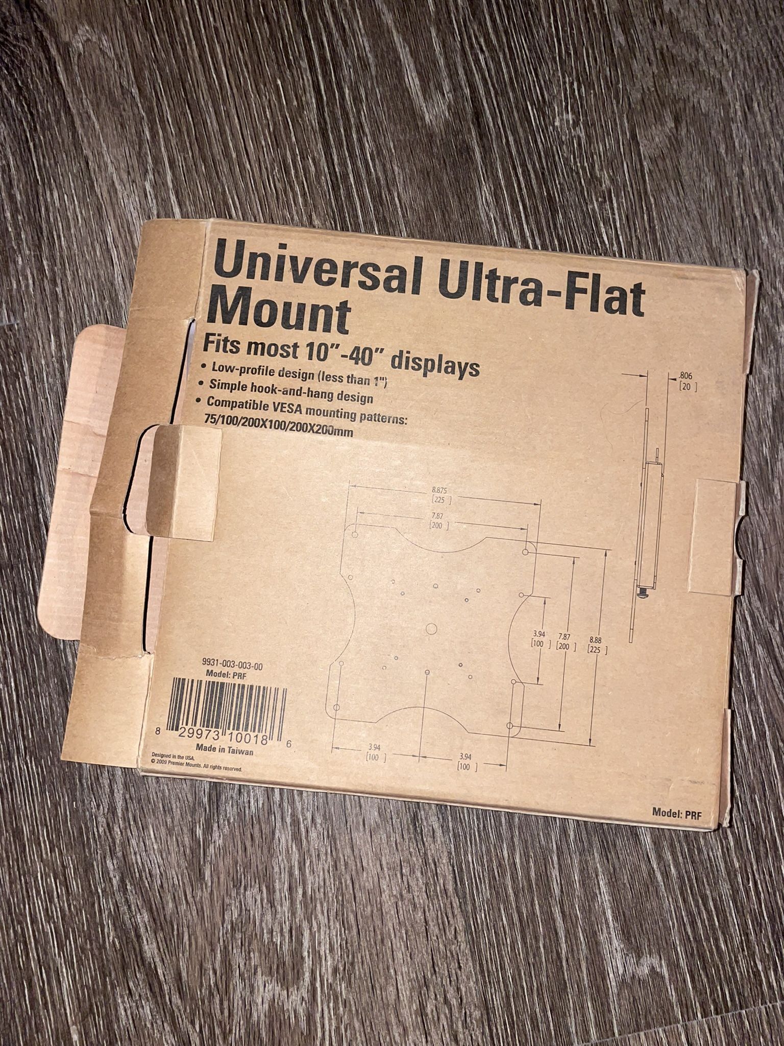 Universal Ultra Flat Monitor Mount 