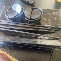 16 Piece Black Sushi Plates, Bowls And Chopsticks 