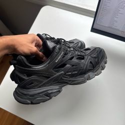 Balenciaga Track 2 Sneakers All Black