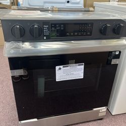Stove, Oven Range Slide In 30’wide Brand New