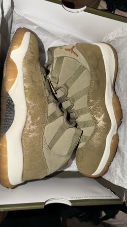 Jordan 4 Olive