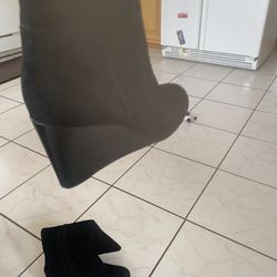 Cole  Haan Women’s Winter Boots Black - Size 8