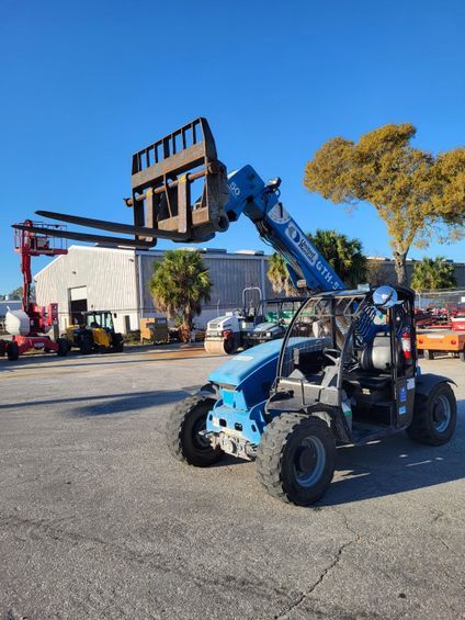 5,000lbs Reach Forklift - Genie 5519