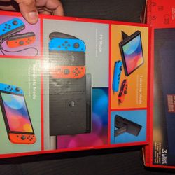 Nintendo Switch OLED + Nintendo Bros Icon Light 