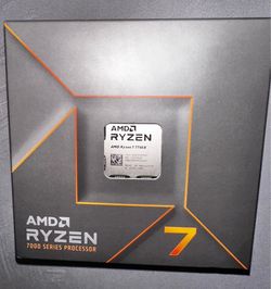 AMD RYZEN 7 7700X
