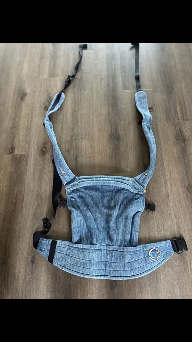 artipoppe baby carrier