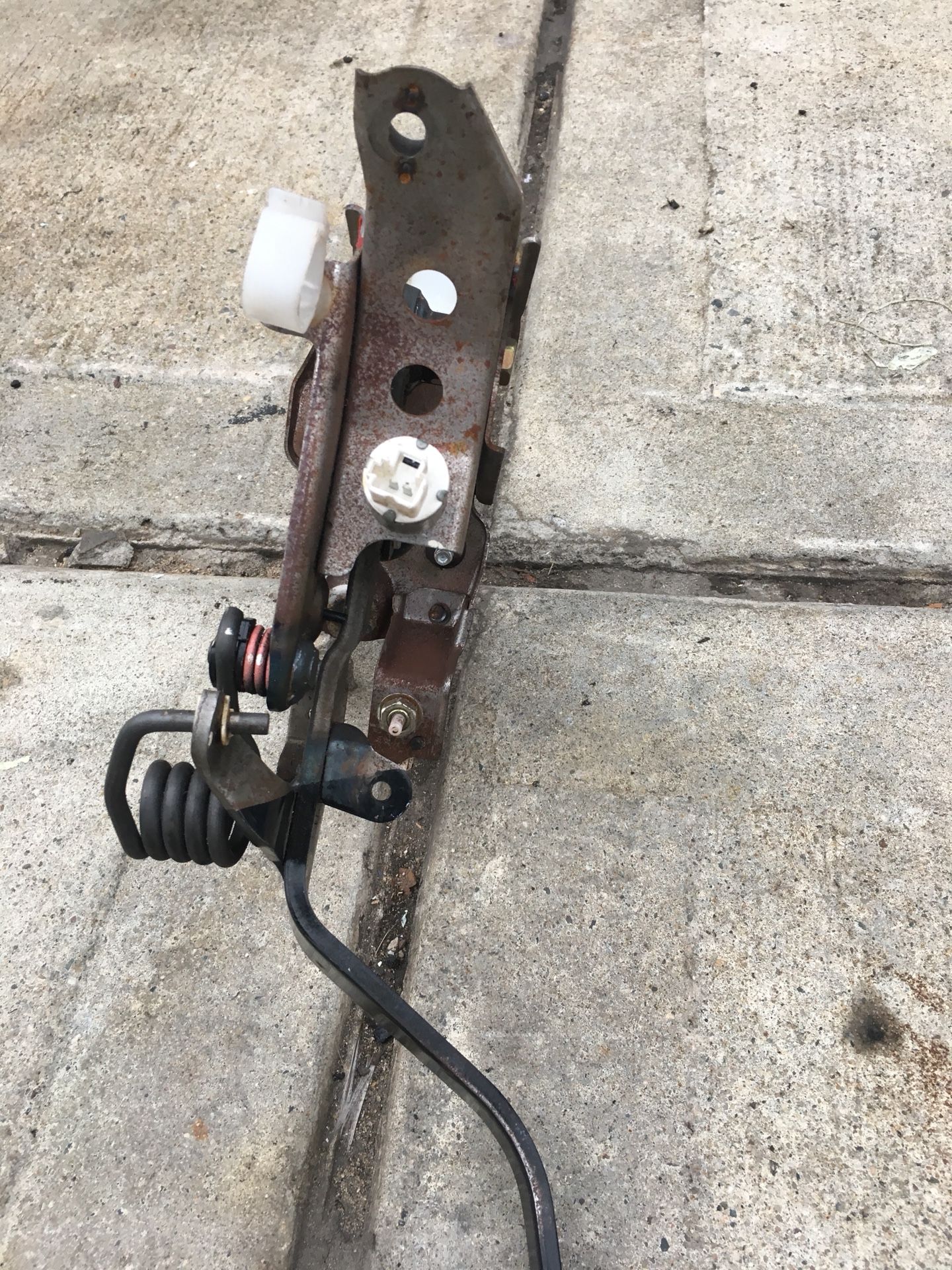 02 Lexus IS300 manual clutch pedal for Sale in Queens, NY OfferUp