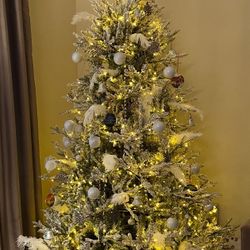 Artificial Christmas Tree 7.5ft