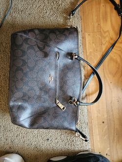 Coach purse with matching coin purse