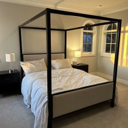 4 Poster Bed 
