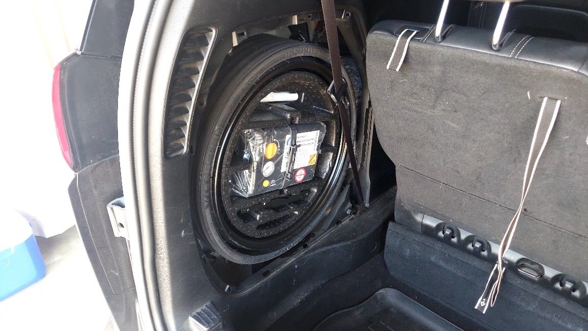 Chrysler Pacifica Spare Tire Kit