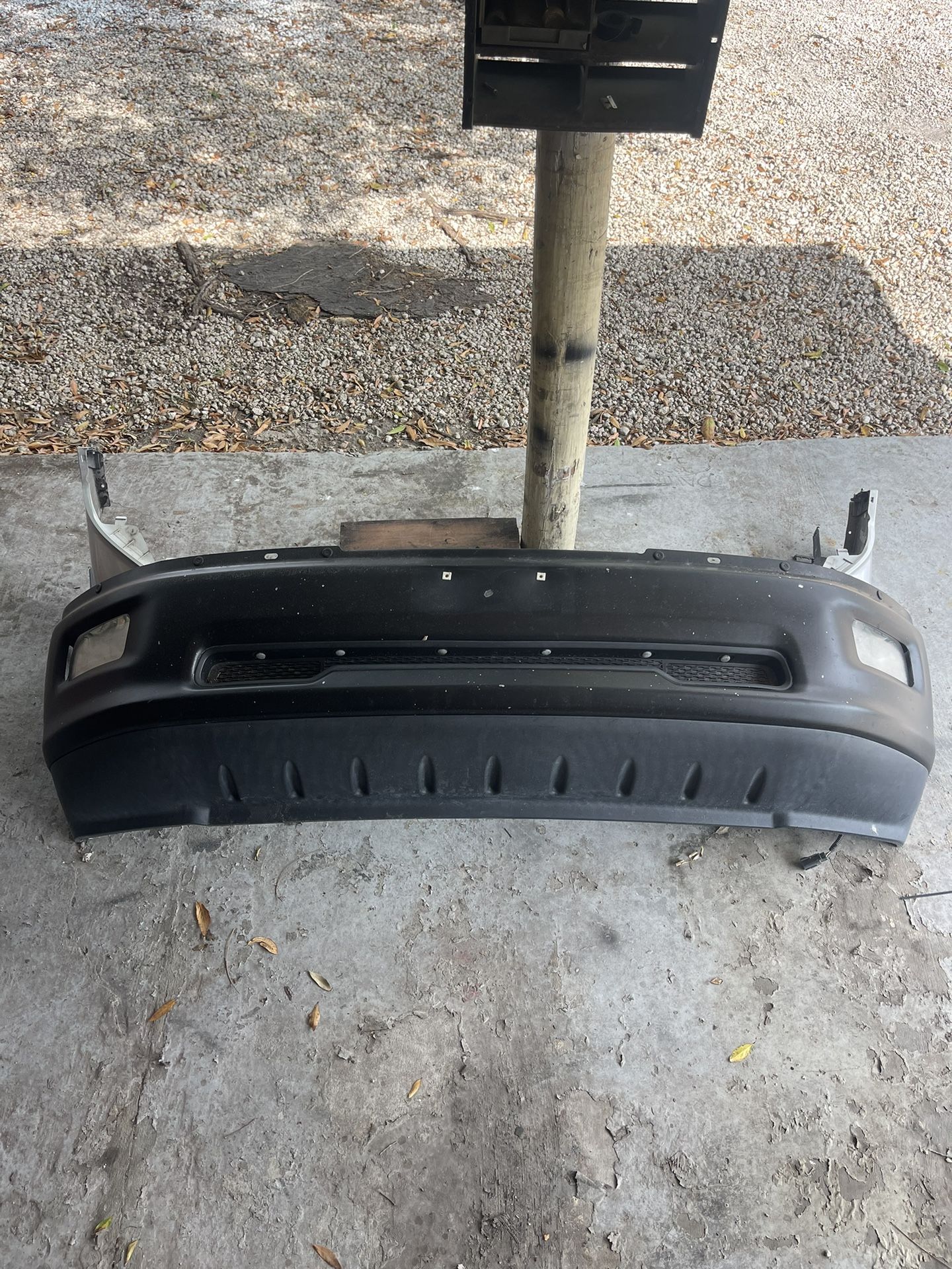 2013 Dodge Bumper