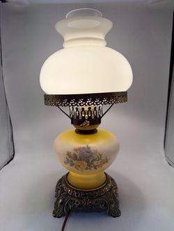 Vintage Floral Hurricane 3 Way Lamp