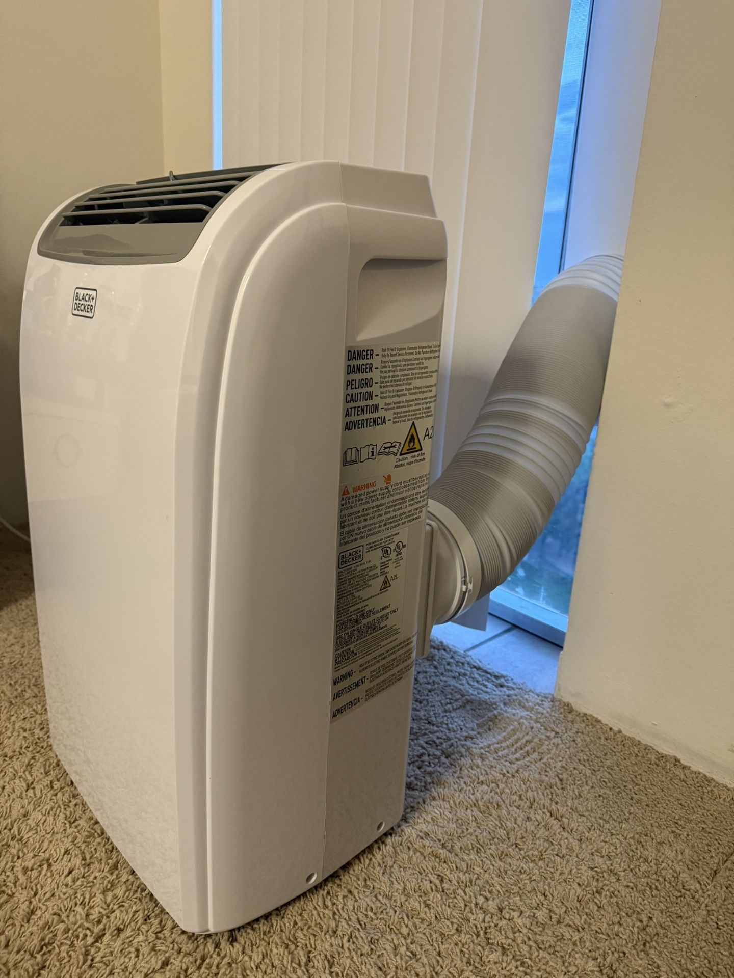 BLACK+DECKER Smart Portable Air Conditioner with Heat, 12,000 BTU Cooling, 9,000 BTU Heating