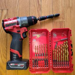 Milwaukee M12 Red Lithium XC 4.0 Drill 