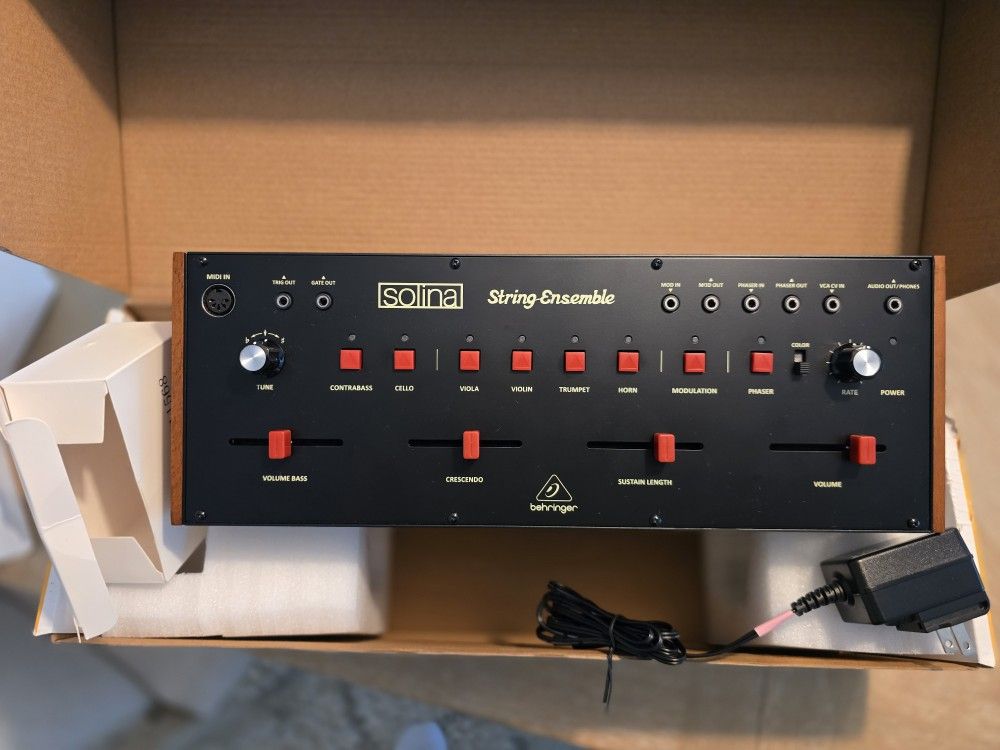 Behringer Solina String Ensemble