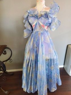 Dress size S