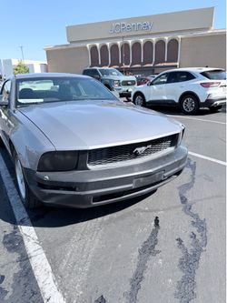 2006 Mustang V6