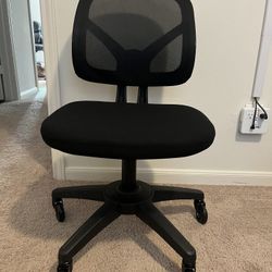 Mesh Office Chair with Upgraded Soft Wheels – Floor Safe – $25 