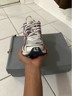 Balenciaga runners