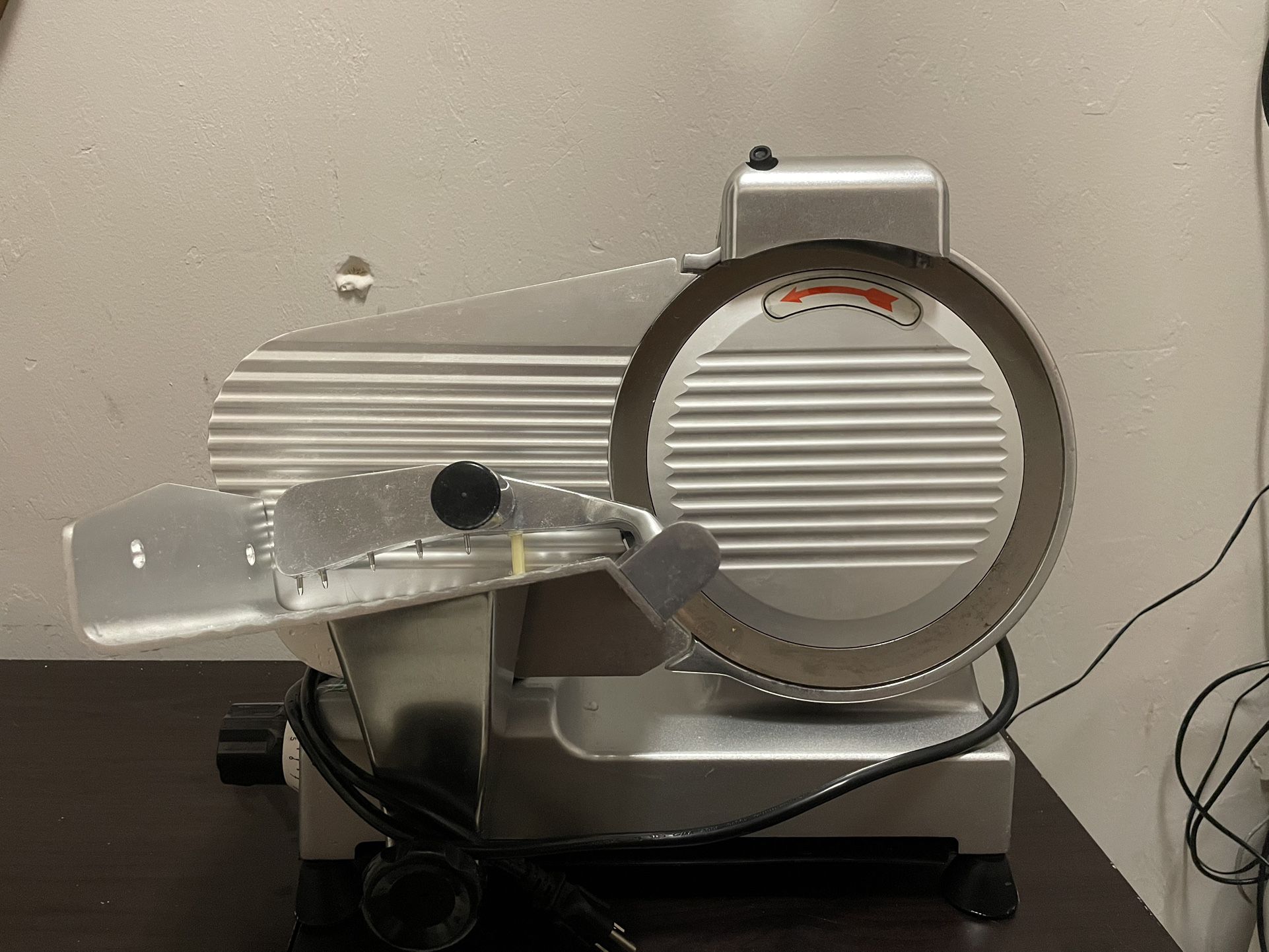 Semi Automatic Meat Slicer 