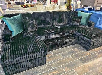 Double Chaise pull out sofa sleeper New