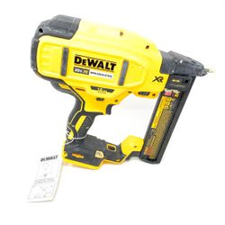 DeWalt 20V MAX XR Brushless 18 Ga Narrow Crown Stapler DCN681 TOOL ONLY
