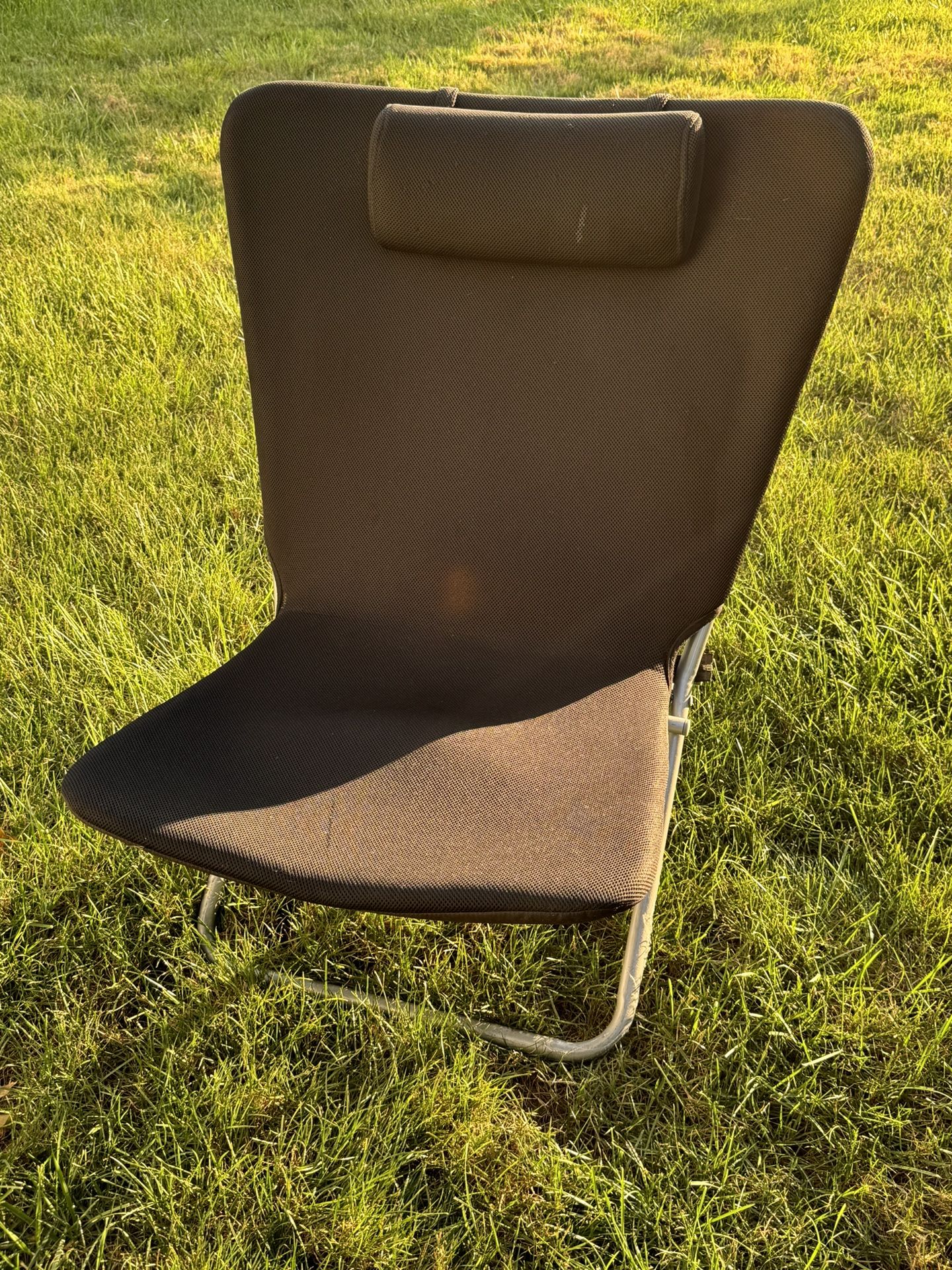 Folding Game Chair With Headrest