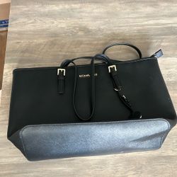 Black Michael Kors Purse 