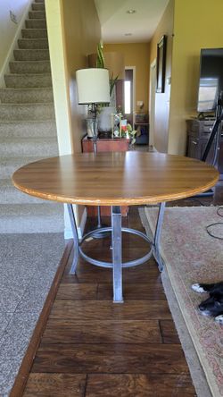 FREE 47.5" Round Table
