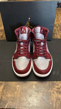 Jordan 1 Mid- Cherrywood Size 11