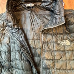 The North Face Men's Thermoball Jacket XL Kaki