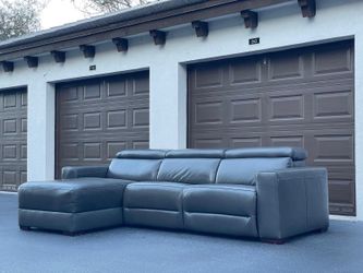Couch/Sofa Sectional - Recliners - Macy’s - Delivery Available 🚛