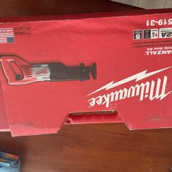 Milwaukee Sawzall Kit