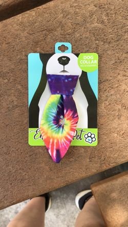 Dog collar tie.