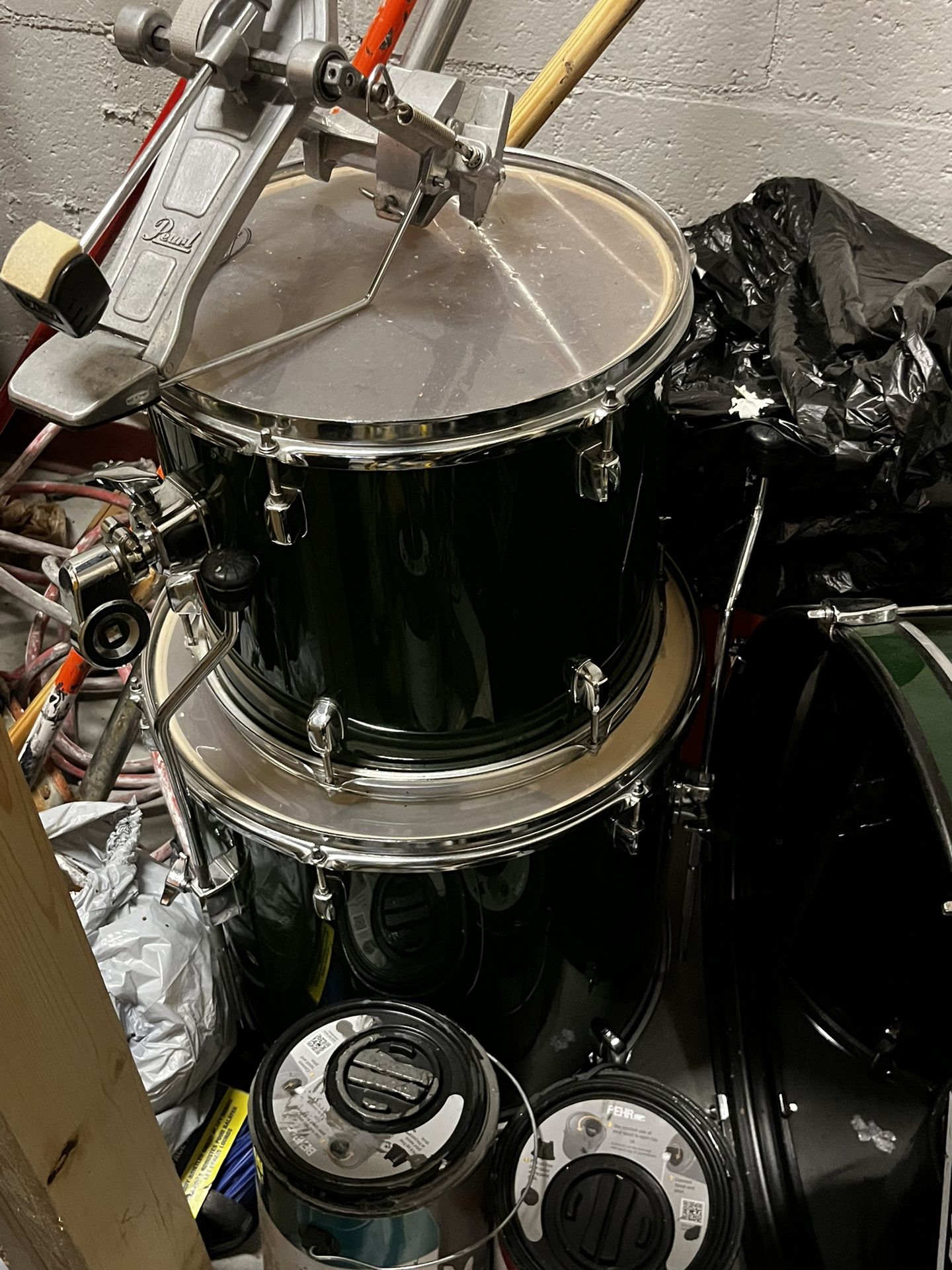 Pearl Drum Set