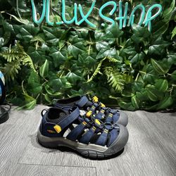 Keen Navy Blue Newport H2 Kids Size 13 Sandals Summer Outdoors Comfort