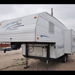 2000 Fleetwood Prowler 