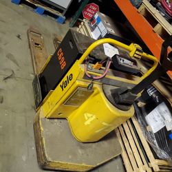 Pallet Truck Yale Walkie Rider