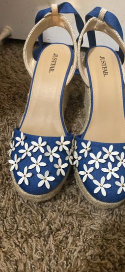Blue and white floral wedge sandals 9