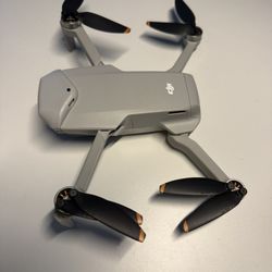 DJI MINI 2 Fly More Combo 