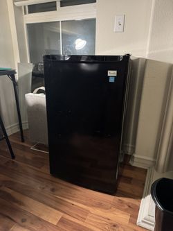 Black Avanti Refrigerator