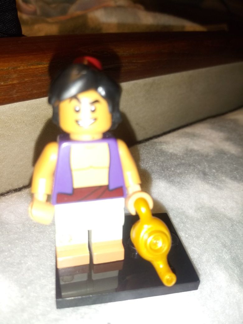 LEGO GENIEALADDIN MINIFIGURE