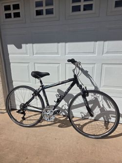Trek 7100 Multitrack Hybrid Bike
